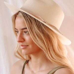 NWT LACK OF COLOR beige wool Zulu fedora hat, size medium